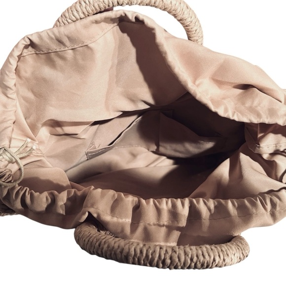 Summer Rattan Top Handle Bag - Picture 4 of 4